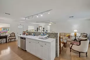 394 Evergreen Ave, Tequesta, FL 33469 - Photo 9