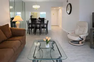 7118 Golf Colony Ct, Lake Worth, FL 33467 - Photo 5