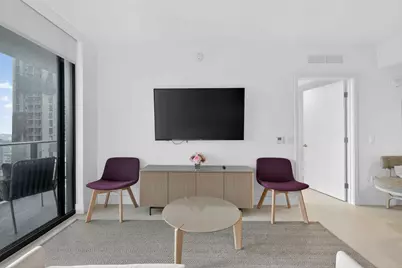 159 NE 6th Street #3905, Miami, FL 33132 - Photo 17