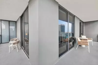 159 NE 6th Street #3905, Miami, FL 33132 - Photo 27