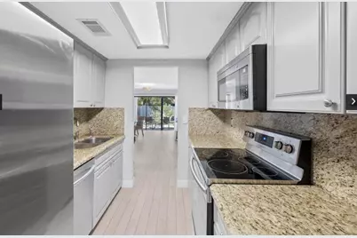 12702 Peconic Court, Wellington, FL 33414 - Photo 5