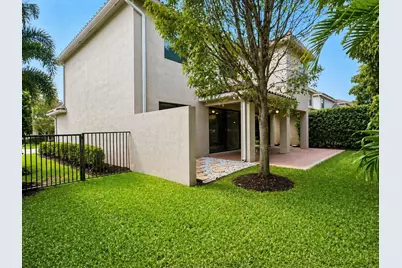 8079 Snowflake Obsidian Trail, Delray Beach, FL 33446 - Photo 3