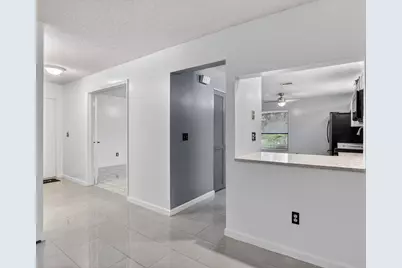 9364 Sable Ridge Circle #12-B, Boca Raton, FL 33434 - Photo 7