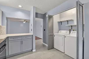 9364 Sable Ridge Cir, Boca Raton, FL 33428 - Photo 5