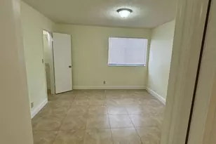 2796 S University Dr, Davie, FL 33328 - Photo 17