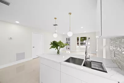 5664 Boynton Crescent, Boynton Beach, FL 33437 - Photo 3