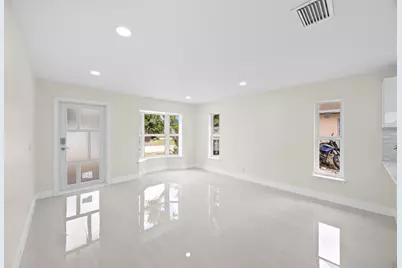 5664 Boynton Crescent, Boynton Beach, FL 33437 - Photo 19