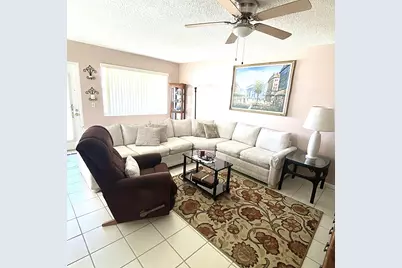 397 Markham R, Deerfield Beach, FL 33442 - Photo 3