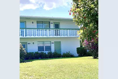 397 Markham R, Deerfield Beach, FL 33442 - Photo 1