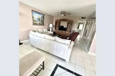 397 Markham R, Deerfield Beach, FL 33442 - Photo 5