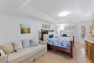 662 SW Dwight Avenue, Port Saint Lucie, FL 34983 - Photo 27