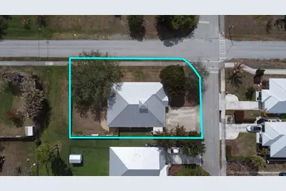 5029 SE Jack Avenue, Stuart, FL 34997 - Photo 5