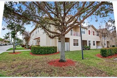 9125 Pershore Place #8204, Tamarac, FL 33321 - Photo 1