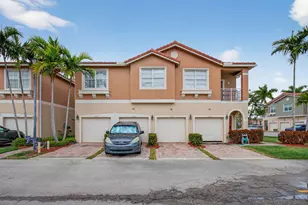 9125 Pershore Pl, Tamarac, FL 33321 - Photo 3