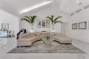 355 Oakview Dr, Delray Beach, FL 33445 - Photo 11