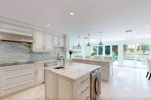 355 Oakview Dr, Delray Beach, FL 33445 - Photo 19