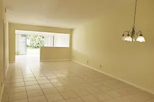4345 Lucerne Villas Ln, Lake Worth, FL 33467 - Photo 7