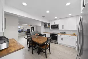 2517 SE Normand St, Stuart, FL 34997 - Photo 5