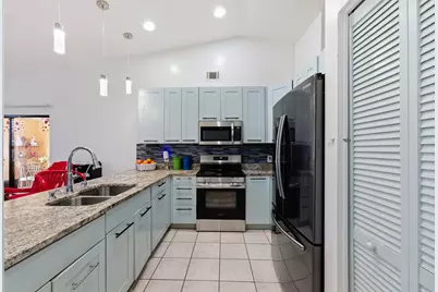 1370 SE Navajo Lane, Port Saint Lucie, FL 34983 - Photo 13