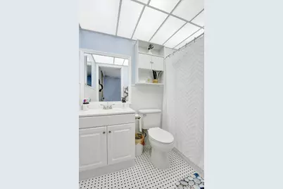 5220 Las Verdes Circle Circle #223, Delray Beach, FL 33484 - Photo 11