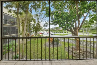 5220 Las Verdes Circle Circle #223, Delray Beach, FL 33484 - Photo 15
