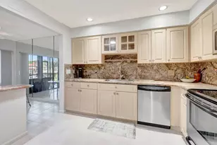 5731 Coach House Cir, Boca Raton, FL 33486 - Photo 17