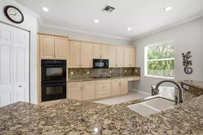 7346 Denicola Lane, Lake Worth, FL 33467 - Photo 9