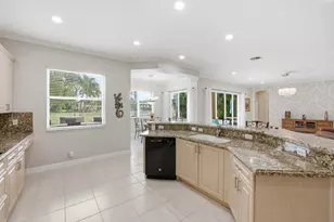 7346 Denicola Ln, Lake Worth, FL 33467 - Photo 11