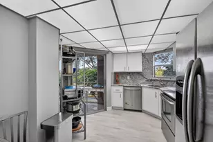 3524 Via Poinciana, Lake Worth, FL 33467 - Photo 27