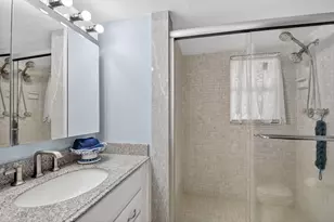 3524 Via Poinciana, Lake Worth, FL 33467 - Photo 11