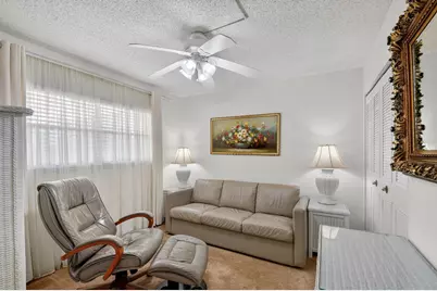 3524 Via Poinciana #303, Lake Worth, FL 33467 - Photo 19