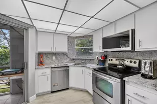 3524 Via Poinciana, Lake Worth, FL 33467 - Photo 29