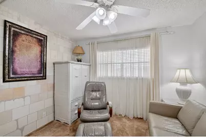 3524 Via Poinciana #303, Lake Worth, FL 33467 - Photo 21