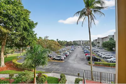 3524 Via Poinciana #303, Lake Worth, FL 33467 - Photo 37