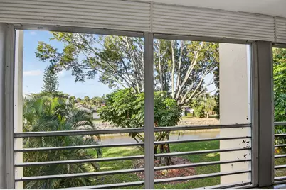 3524 Via Poinciana #303, Lake Worth, FL 33467 - Photo 33