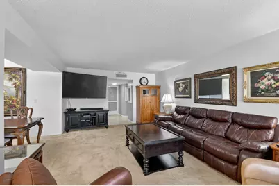 3524 Via Poinciana #303, Lake Worth, FL 33467 - Photo 25