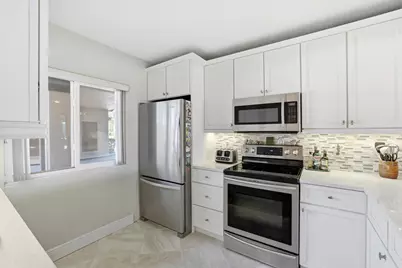 401 Ocean Bluffs Boulevard #104, Jupiter, FL 33477 - Photo 17