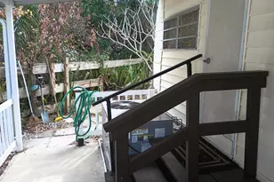 11 Pleasant View Dr, Jensen Beach, FL 34957 - Photo 11