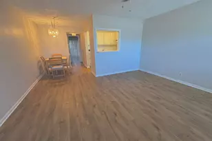 372 Camden P, West Palm Beach, FL 33417 - Photo 9