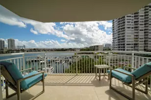 18081 Biscayne Blvd, Aventura, FL 33160 - Photo 3