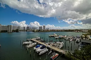 18081 Biscayne Blvd, Aventura, FL 33160 - Photo 23