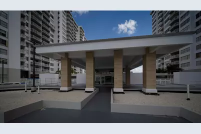 18081 Biscayne Boulevard #403, Aventura, FL 33160 - Photo 11