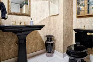 18081 Biscayne Blvd, Aventura, FL 33160 - Photo 19