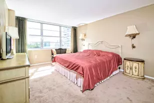 18081 Biscayne Blvd, Aventura, FL 33160 - Photo 7