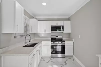 108 SW 24th Avenue, Fort Lauderdale, FL 33312 - Photo 15