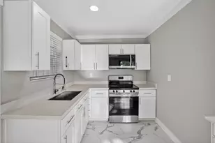 108 SW 24th Ave, Fort Lauderdale, FL 33312 - Photo 15