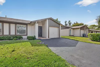 5404 Viburnum Circle, Delray Beach, FL 33484 - Photo 3