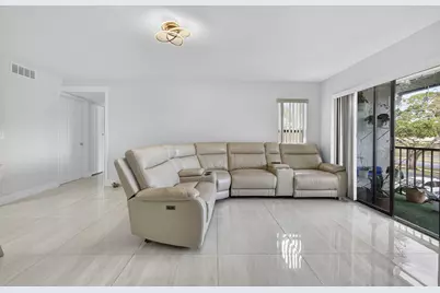 1115 Green Pine Boulevard #D2, West Palm Beach, FL 33409 - Photo 17