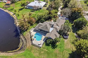 2400 NW Lakeridge Dr, Palm City, FL 34990 - Photo 3