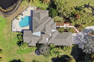 2400 NW Lakeridge Dr, Palm City, FL 34990 - Photo 5